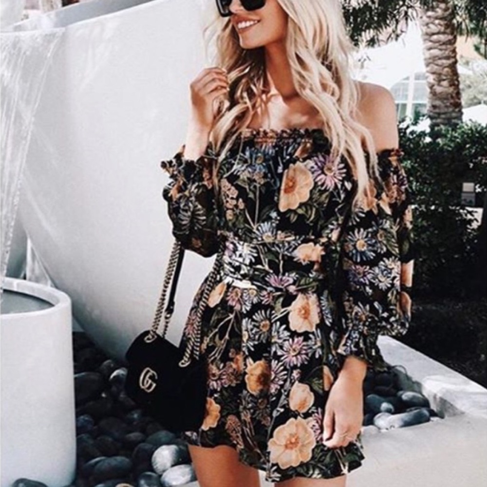 For love and lemons  silk off-shoulder mini dress - Picture 4 of 8